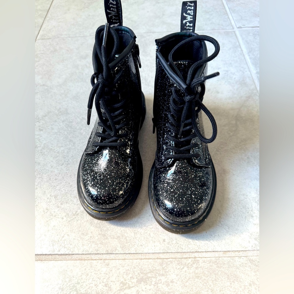 Kids Dr. Martens Sparkle boots. 1460 Lace up fashion boots with zipper side.